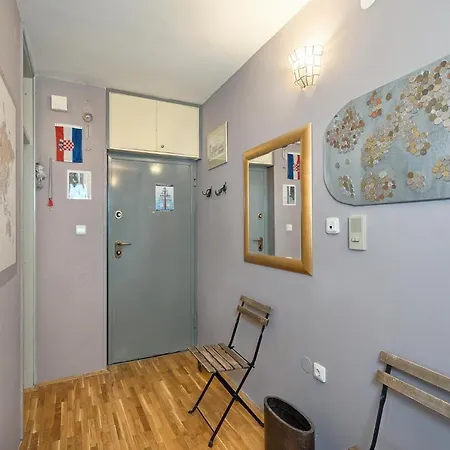 Apartman Bezo1 *